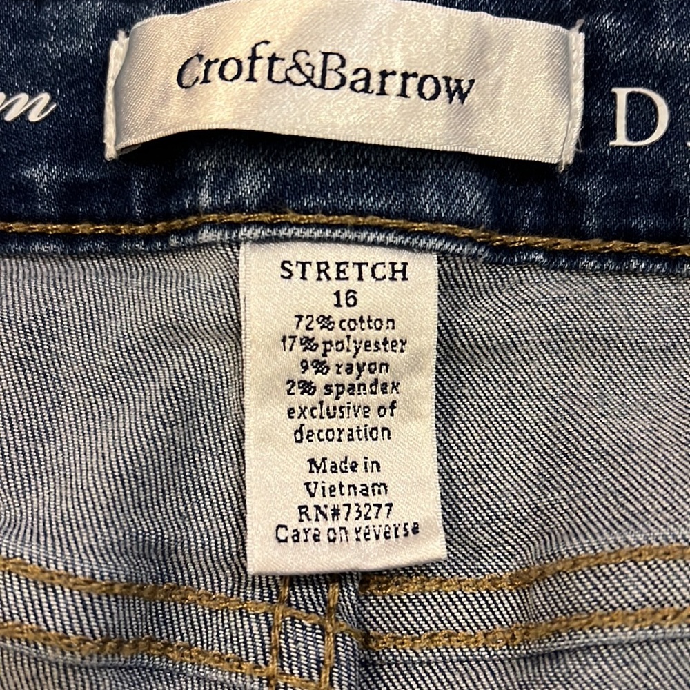 NWOT Croft & Barrow Jean Shorts - Picture 5 of 8